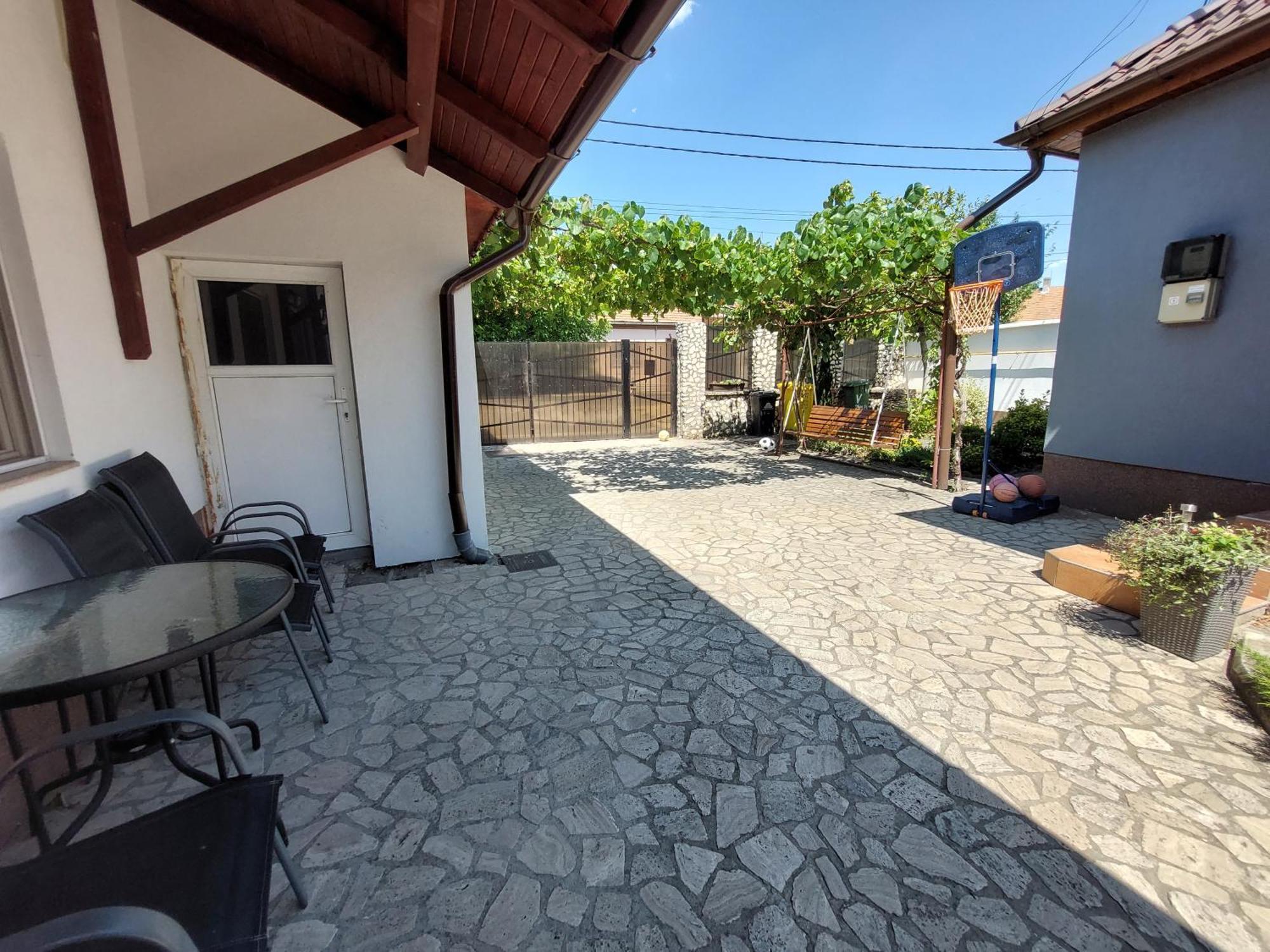 Cozy, Quiet & Family Friendly In Arad Lägenhet Rum bild